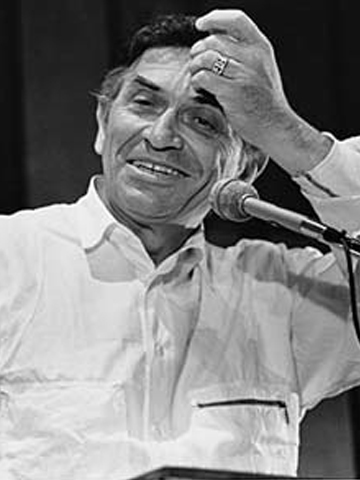 Bill Graham by Mark Sarfati, CC BY 3.0 via Wikimedia Commons