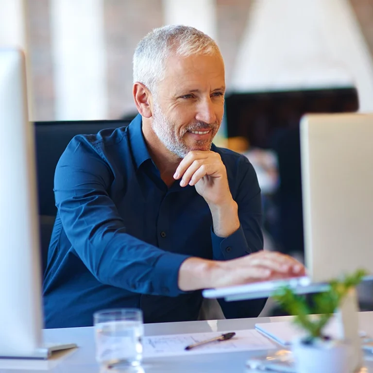 A certified MCode coach planning his next training session