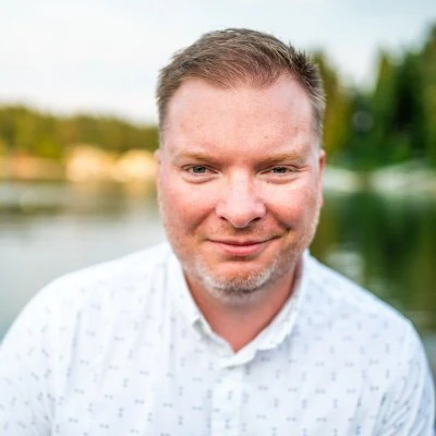 Chris Teitzel is an Influencer