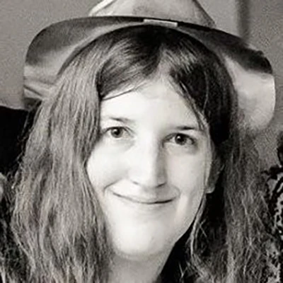 Jessica Malnik is a Driver